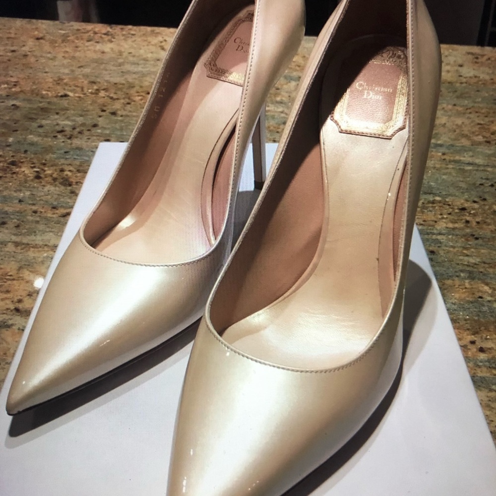 Dior mirror patent leather pump heels ( Like new)